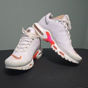 Men's Nike Trainer Air Max White Sneakers with Orange Highlights